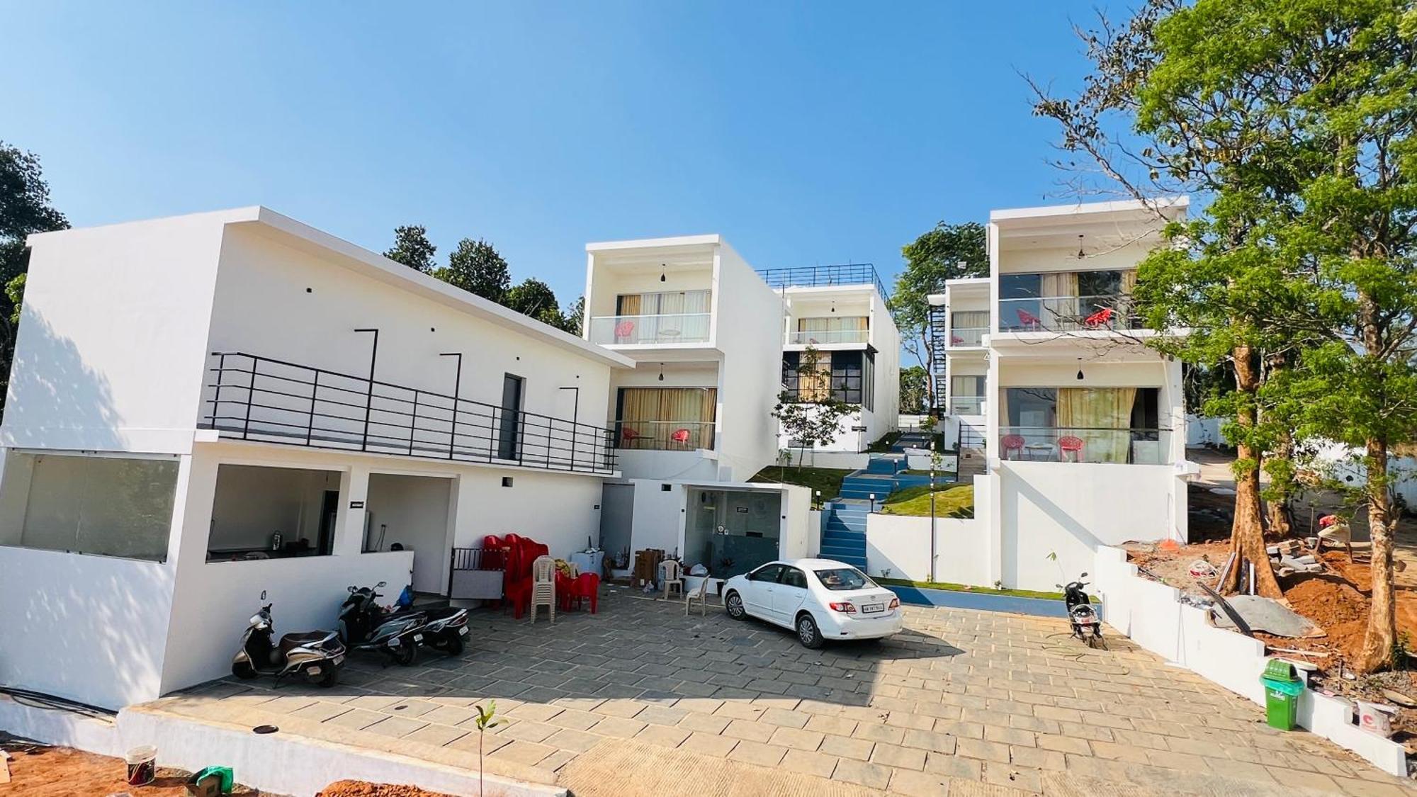 Aura Safari Hotel Vaduvanchal Exterior foto